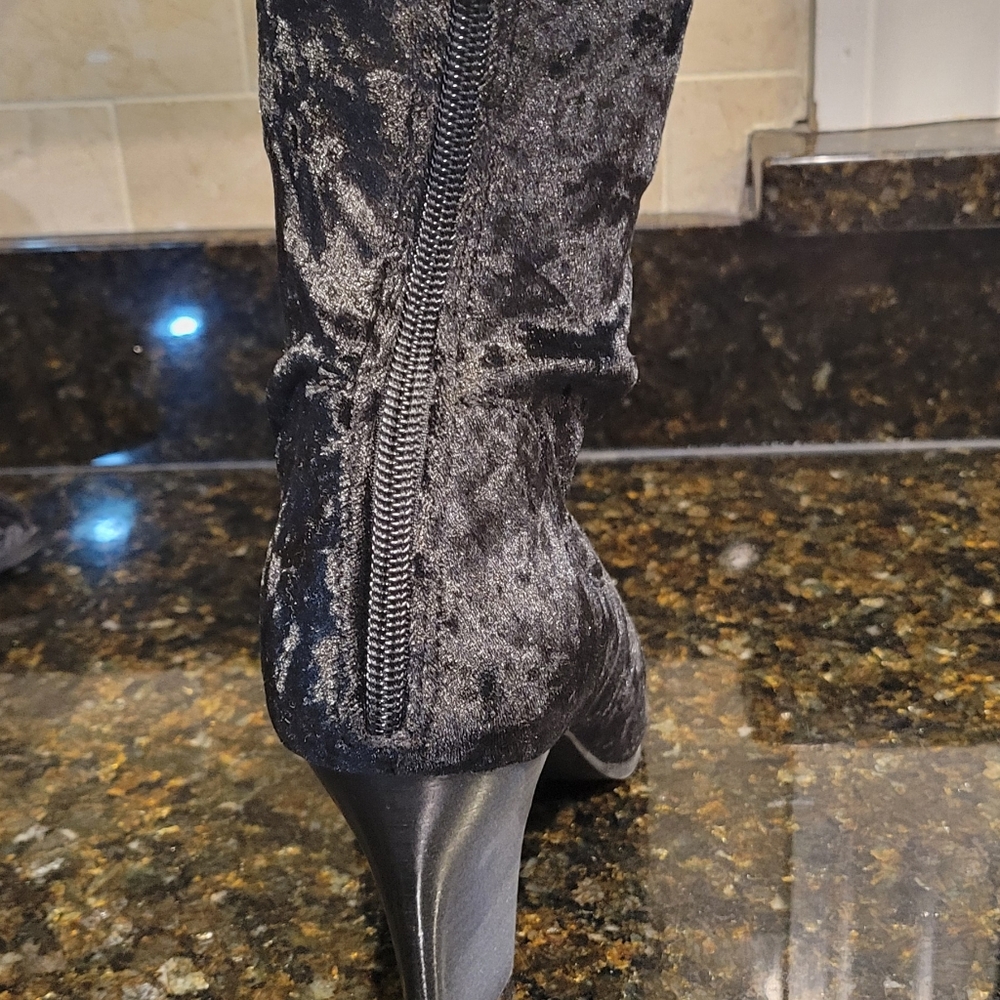 velveteen womens booties